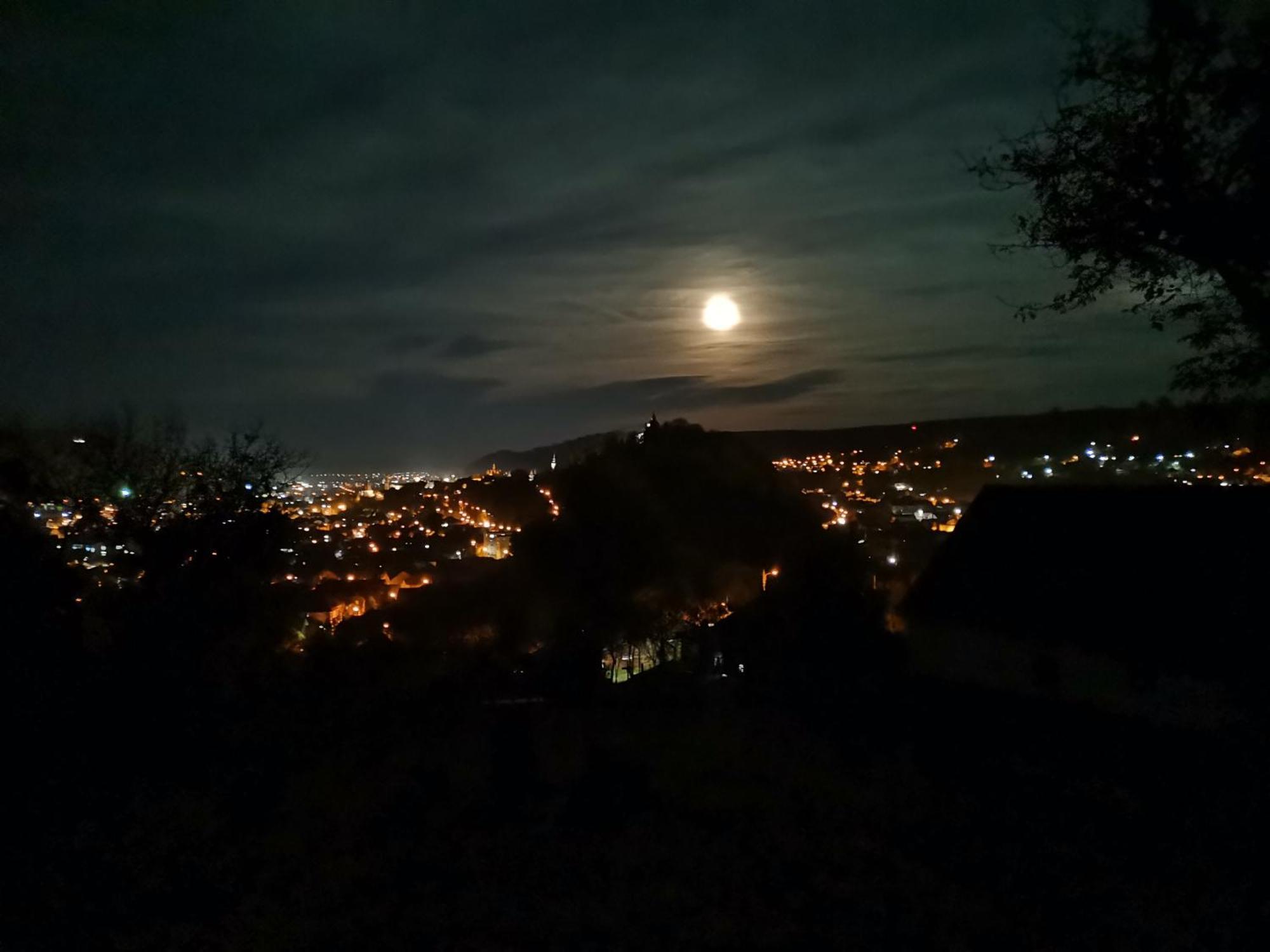 Chalets Du Bf Σιγκισοάρα Εξωτερικό φωτογραφία