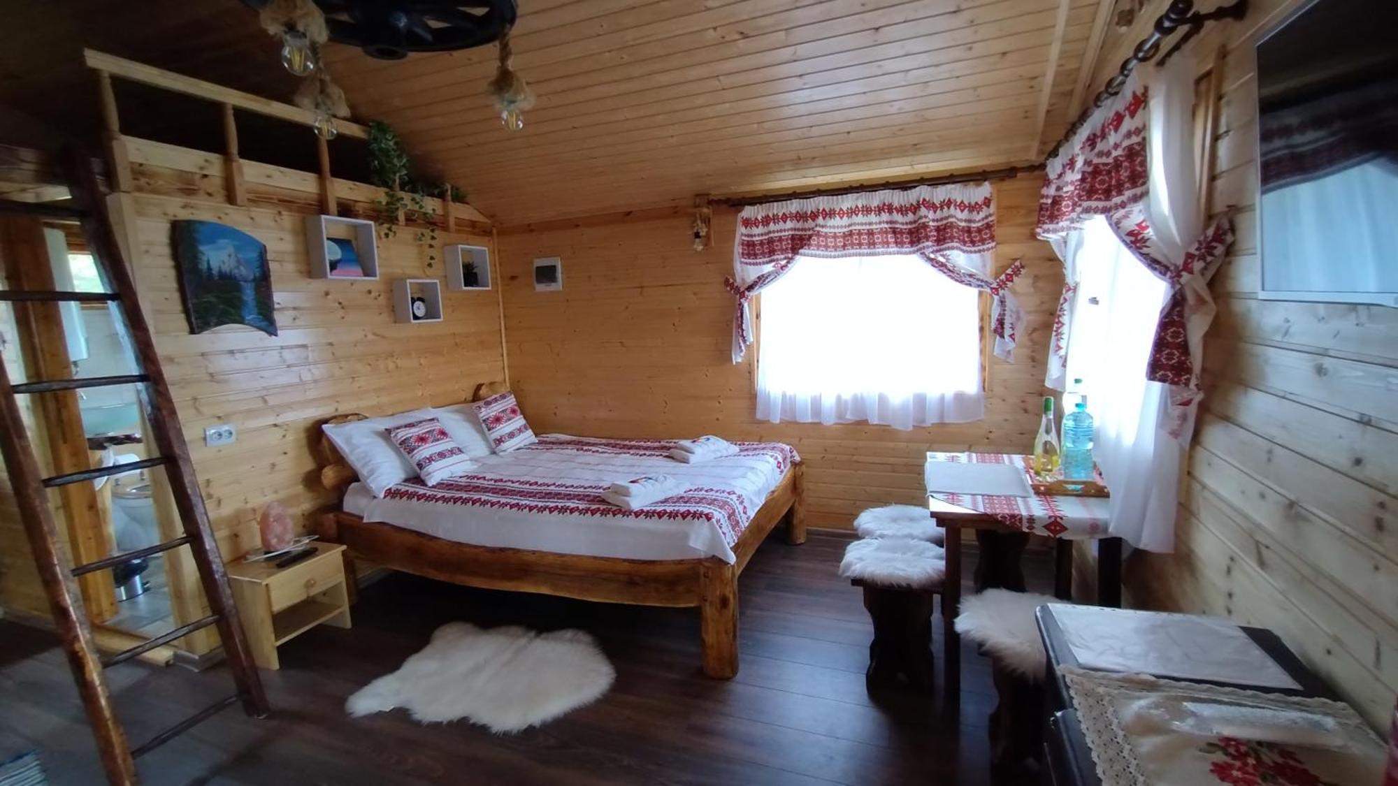 Chalets Du Bf Σιγκισοάρα Εξωτερικό φωτογραφία