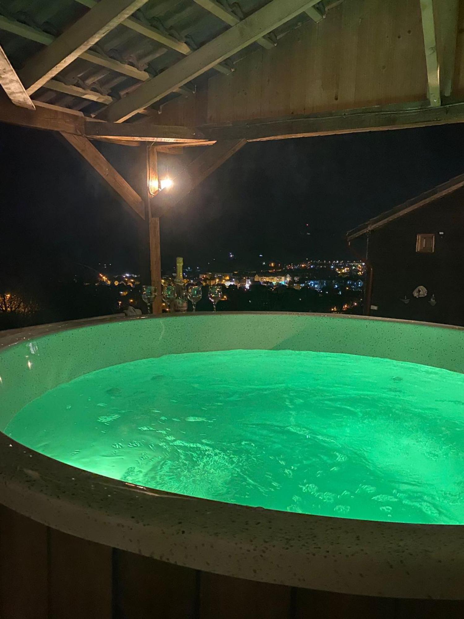 Chalets Du Bf Σιγκισοάρα Εξωτερικό φωτογραφία